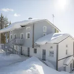 Naekoealahuoneisto Aarni & Naava شقة