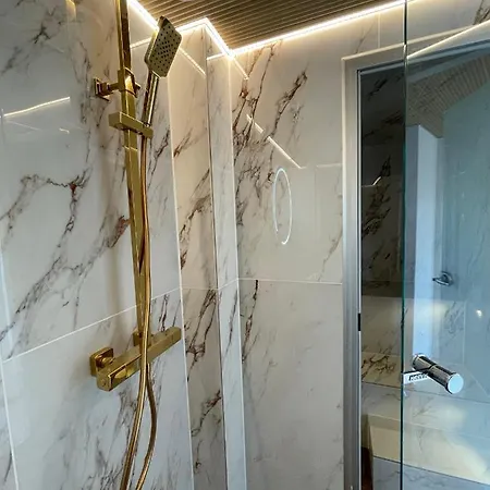 Naekoealahuoneisto Aarni & Naava * Ukkohalla