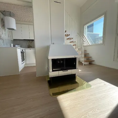 Naekoealahuoneisto Aarni & Naava